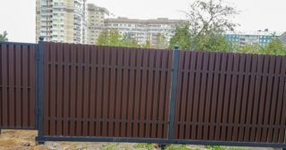 Купить распашные ворота из штакетника Мценск, цена от 2743 руб.